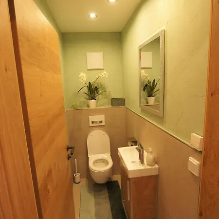 Nora Apartment *